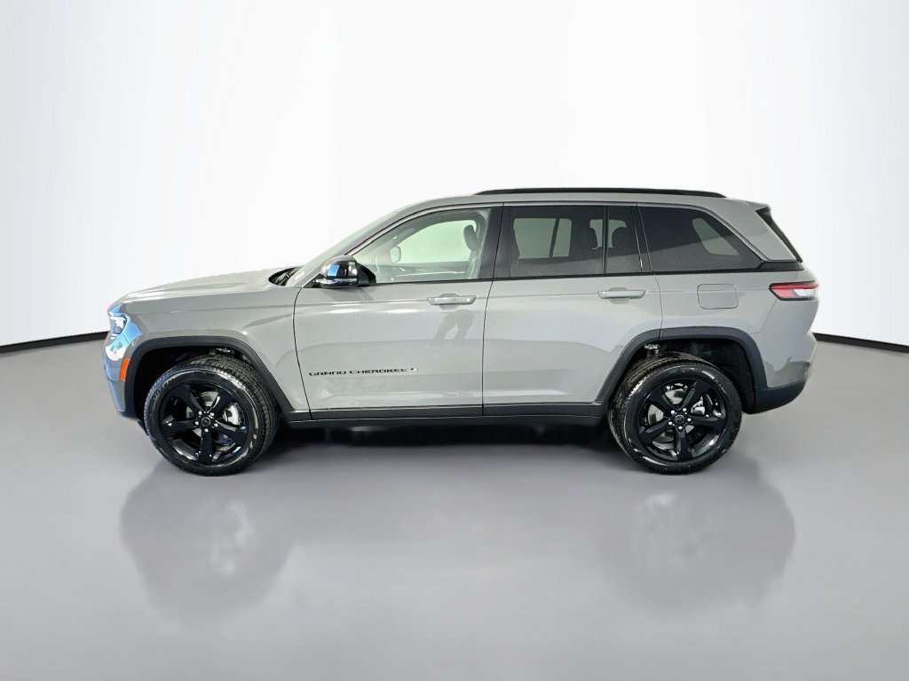 New 2027 Jeep Grand Cherokee Limited AWD/4WD image 4