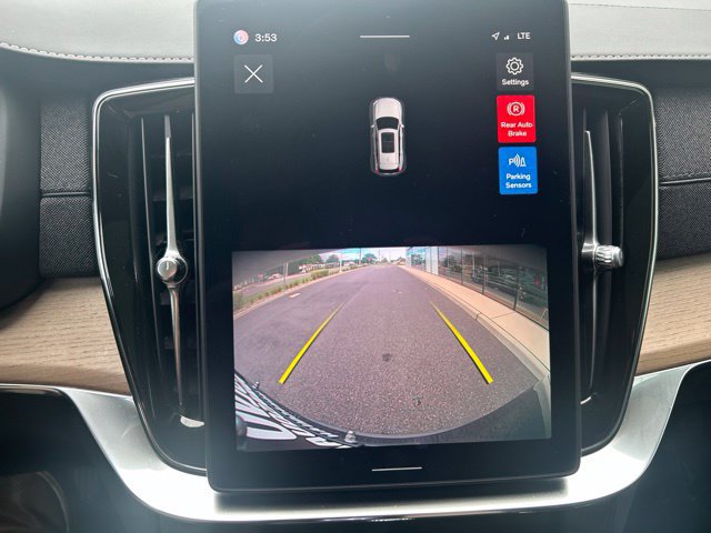 Certified 2025 Volvo XC90 B5 Core AWD/4WD image 25