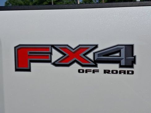 Used 2024 Ford F250 Lariat w/ Lariat Ultimate Package AWD/4WD image 30