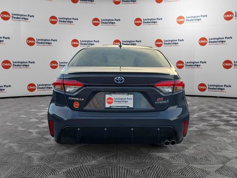 Used 2023 Toyota Corolla SE w/ Carpet Mat Package (TMS) image 6