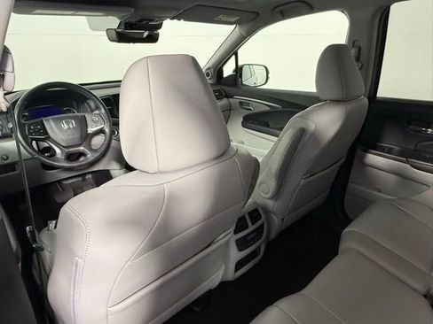 Used 2019 Honda Pilot EX-L image 35