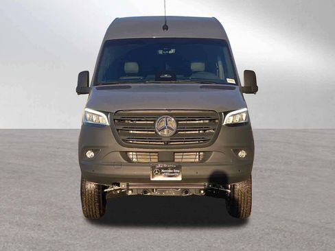New 2026 Mercedes-Benz Sprinter 2500 image 8