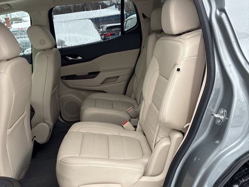 Used 2023 GMC Acadia Denali w/ Denali Technology Package image 20