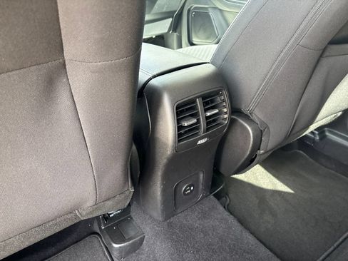 Used 2022 Ford Escape SE w/ Cold Weather Package AWD/4WD image 27