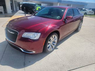 Used 2020 Chrysler 300 Touring L w/ Quick Order Package 2EF RWD video 1