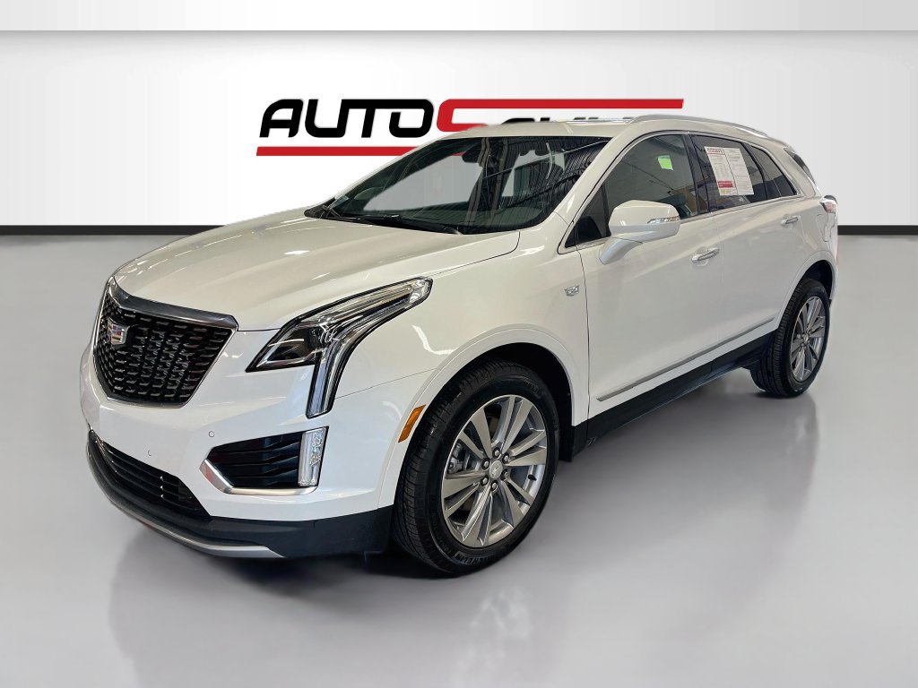 Used 2025 Cadillac XT5 Premium Luxury w/ LPO, Floor Liner Package AWD/4WD image 3