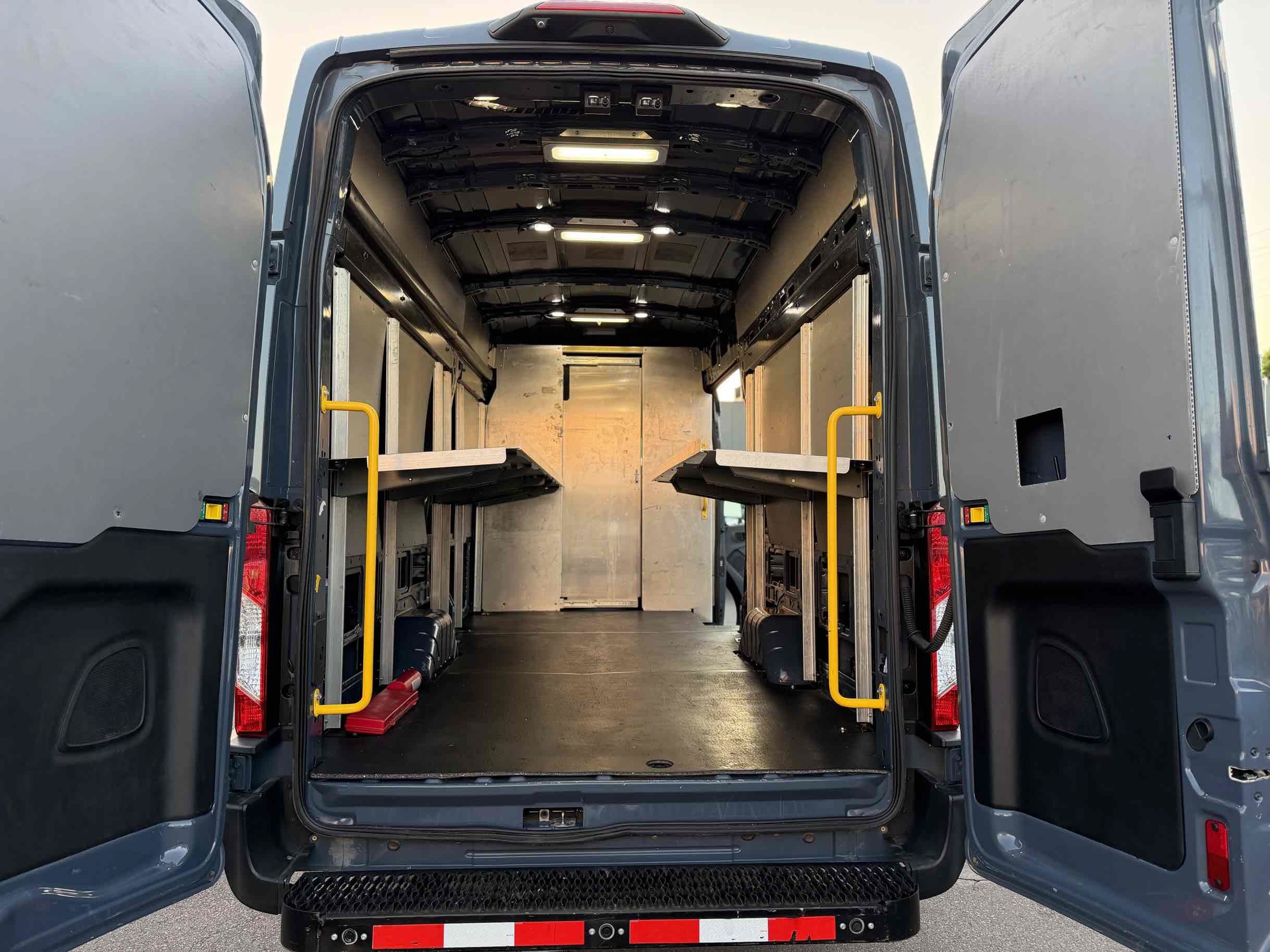 Used 2019 Ford Transit 250 148 High Roof Extended RWD image 11