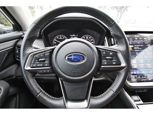 Used 2025 Subaru Outback Premium w/ Popular Package #1A AWD/4WD image 13