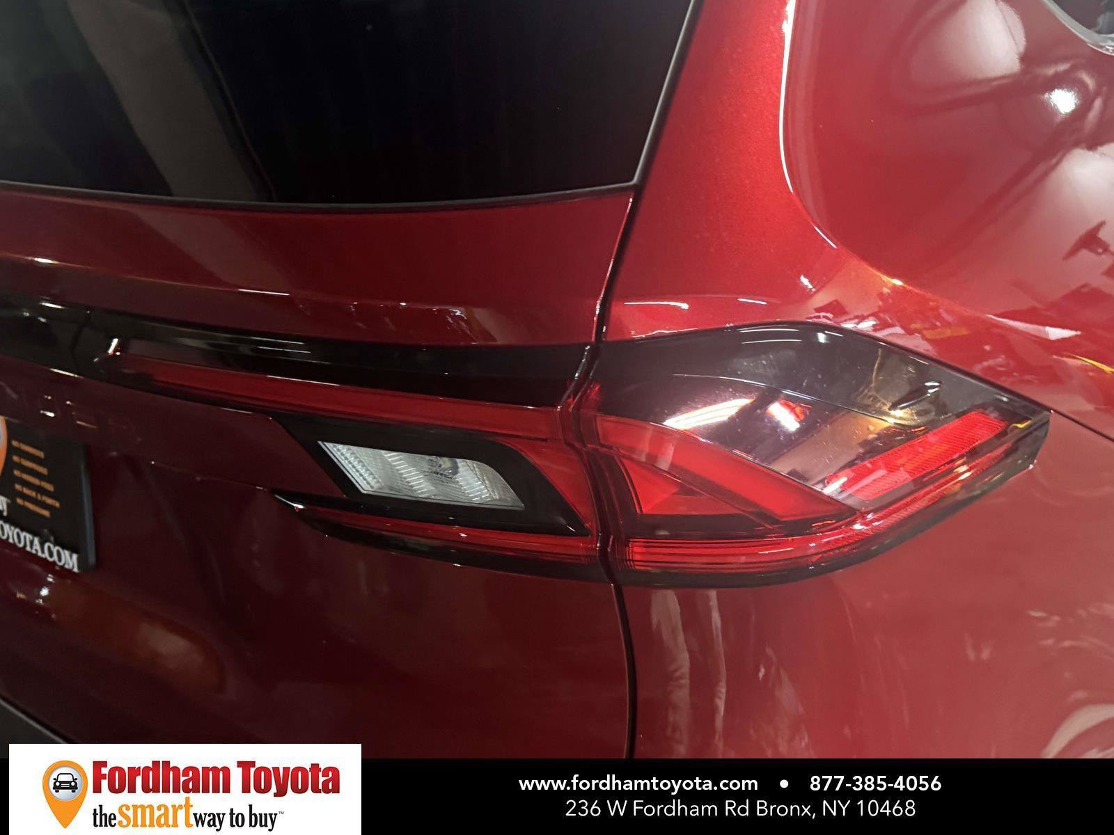 Used 2026 Toyota Grand Highlander AWD image 10