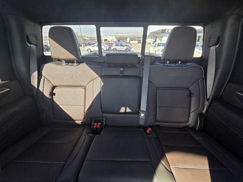 Used 2025 GMC Sierra 2500 Denali w/ Technology Package image 27