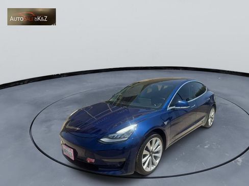 Used 2018 Tesla Model 3 Long Range RWD image 2