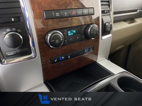 Used 2011 RAM 1500 Laramie image 5