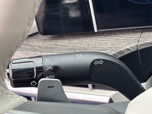 Used 2024 Hyundai Santa Fe Limited image 27