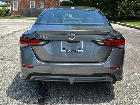 Used 2023 Nissan Sentra SR w/ Trunk Package FWD image 6