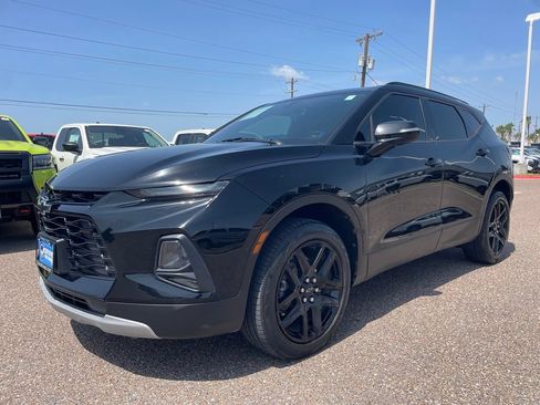 Used 2021 Chevrolet Blazer LT FWD image 3