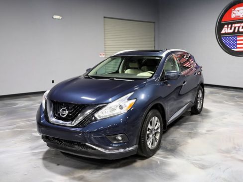 Used 2017 Nissan Murano SL w/ SL Technology Package AWD/4WD image 3
