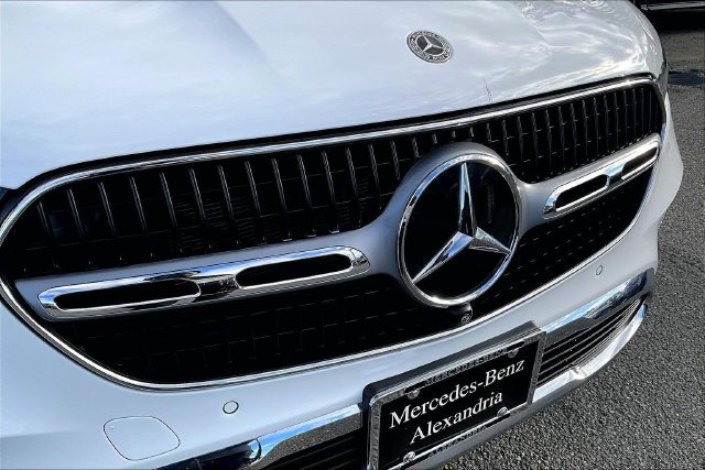 Used 2026 Mercedes-Benz GLC 300 4MATIC image 27