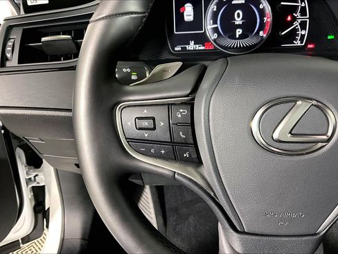 Used 2025 Lexus ES 350 w/ Premium Package image 22
