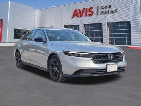 Used 2025 Honda Accord SE image 3