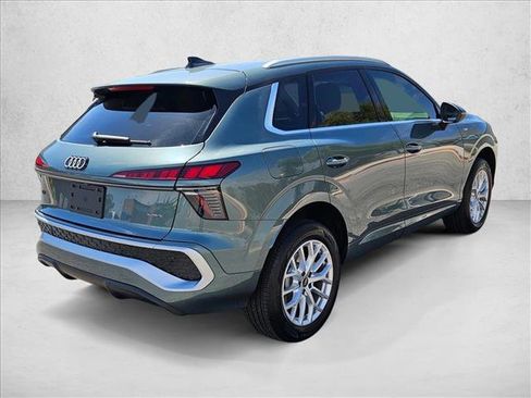 New 2026 Audi Q3 quattro 2.0T AWD/4WD image 2