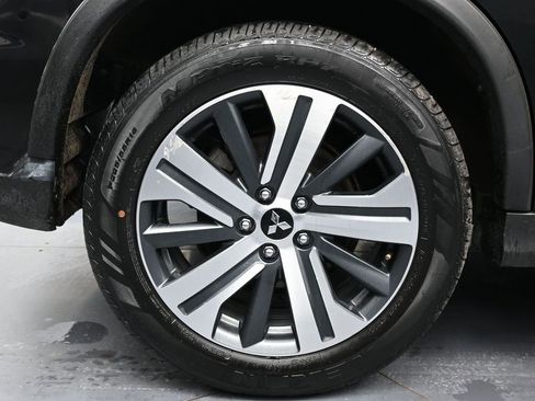 Used 2024 Mitsubishi Outlander Sport SE image 13