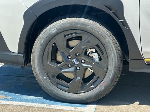 New 2025 Subaru Crosstrek 2.5i Sport w/ Popular Package #3A image 32