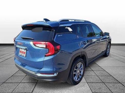 Used 2024 GMC Terrain SLT FWD image 5