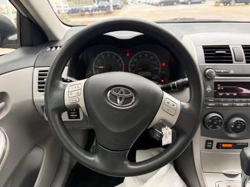 Used 2011 Toyota Corolla LE image 14