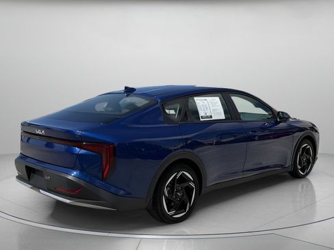 Used 2025 Kia K4 EX FWD image 3