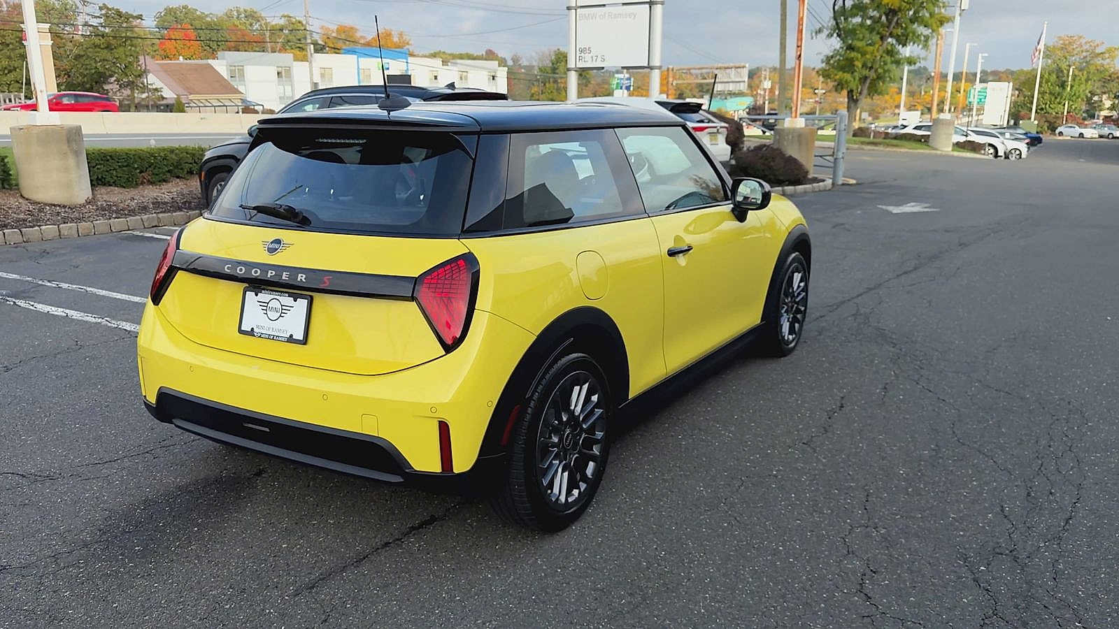 Used 2026 MINI Cooper S FWD image 8