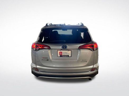 Certified 2017 Toyota RAV4 XLE AWD/4WD image 4