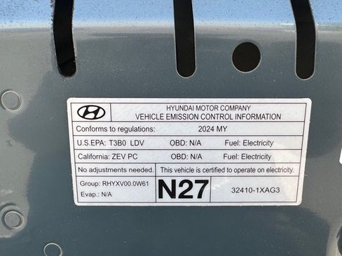 Used 2024 Hyundai Ioniq 5 SE RWD image 22