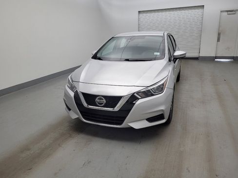 Used 2021 Nissan Versa SV FWD image 15