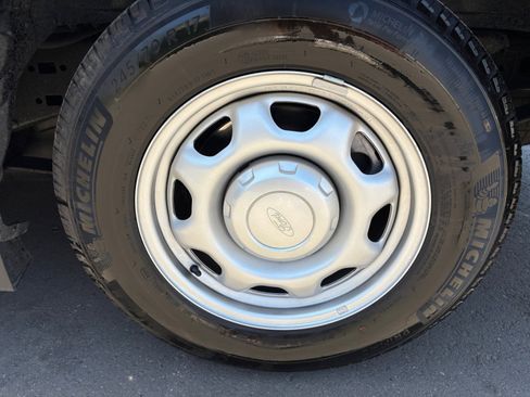 Used 2025 Ford F150 XL RWD image 24