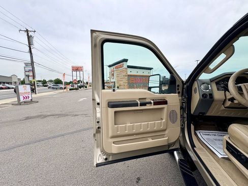 Used 2008 Ford F350 Lariat AWD/4WD image 17