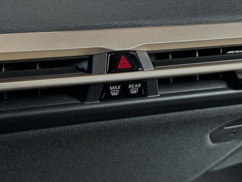 Used 2025 BMW iX xDrive50 image 12