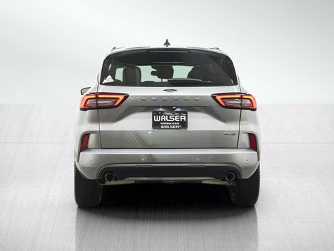 Used 2023 Ford Escape ST-Line Elite w/ Premium Technology Package AWD/4WD image 4