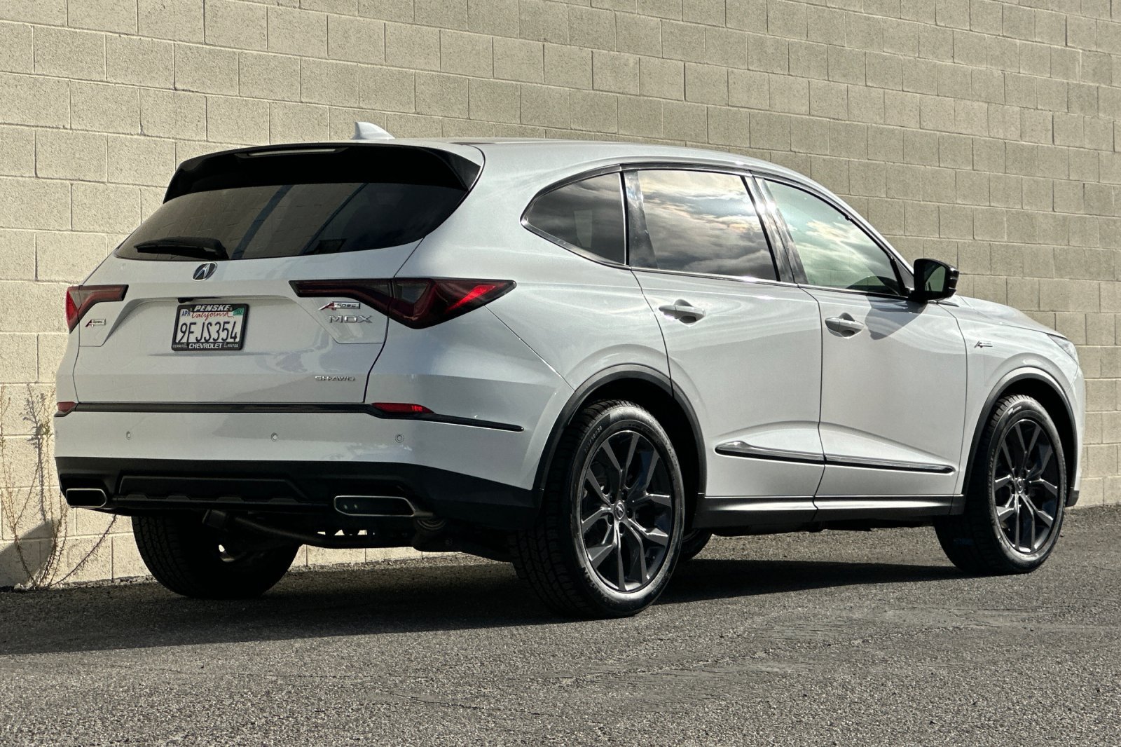 Used 2023 Acura MDX A-Spec AWD/4WD image 4