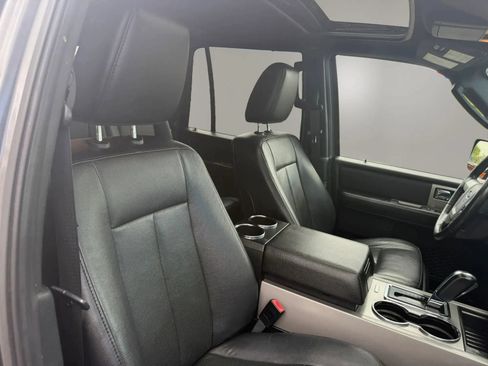 Used 2017 Ford Expedition Limited w/ Equipment Group 301A AWD/4WD image 55