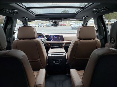 New 2026 Chevrolet Tahoe High Country w/ Sun And Tow Package image 35