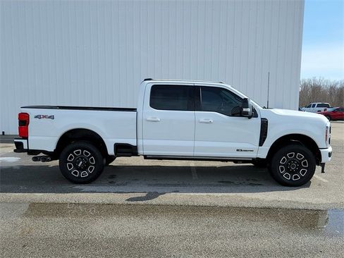Used 2025 Ford F250 Platinum image 8