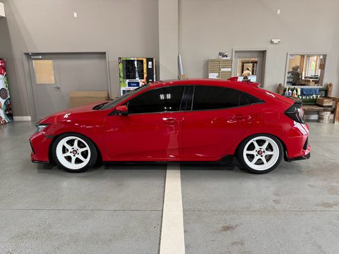 Used 2017 Honda Civic Sport Touring image 1