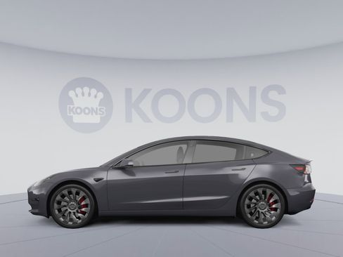 Used 2023 Tesla Model 3 Performance image 2