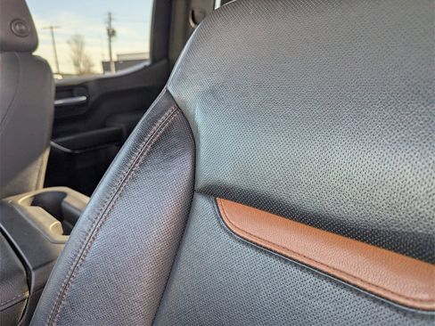 Used 2021 GMC Sierra 1500 AT4 image 16