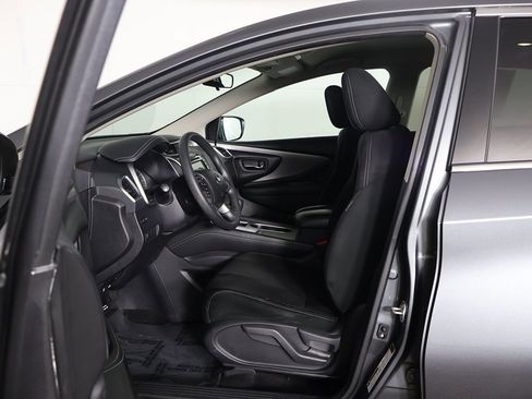 Used 2019 Nissan Murano S image 24