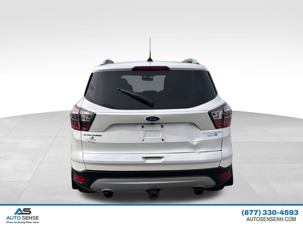 Used 2017 Ford Escape Titanium AWD/4WD image 4