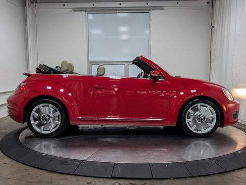Used 2013 Volkswagen Beetle 2.5 FWD image 10