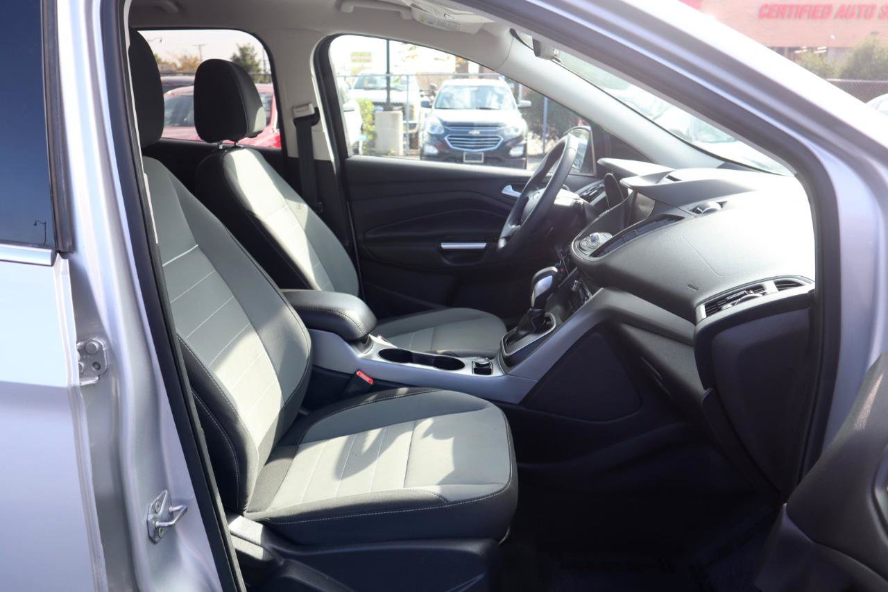 Used 2014 Ford Escape SE w/ Equipment Group 201A AWD/4WD image 9