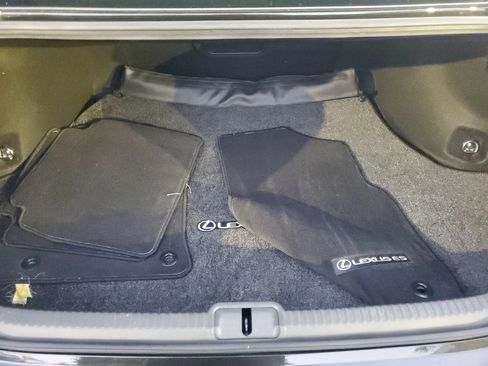 Used 2020 Lexus ES 350 w/ Premium Package image 7