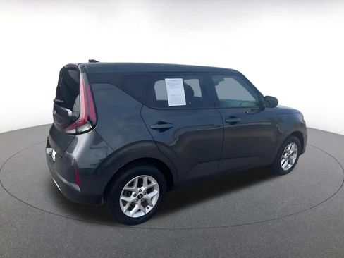 Used 2025 Kia Soul LX w/ LX Technology Package image 14